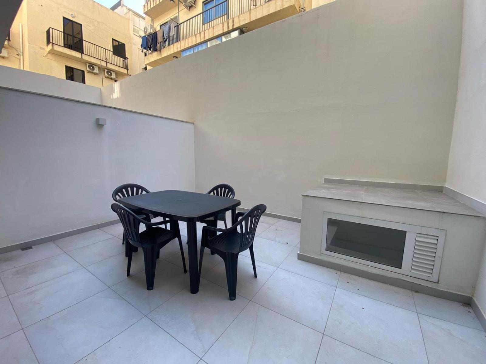 Apartment Swieqi Malaika New 2 With Courtyard Is-Swieqi
